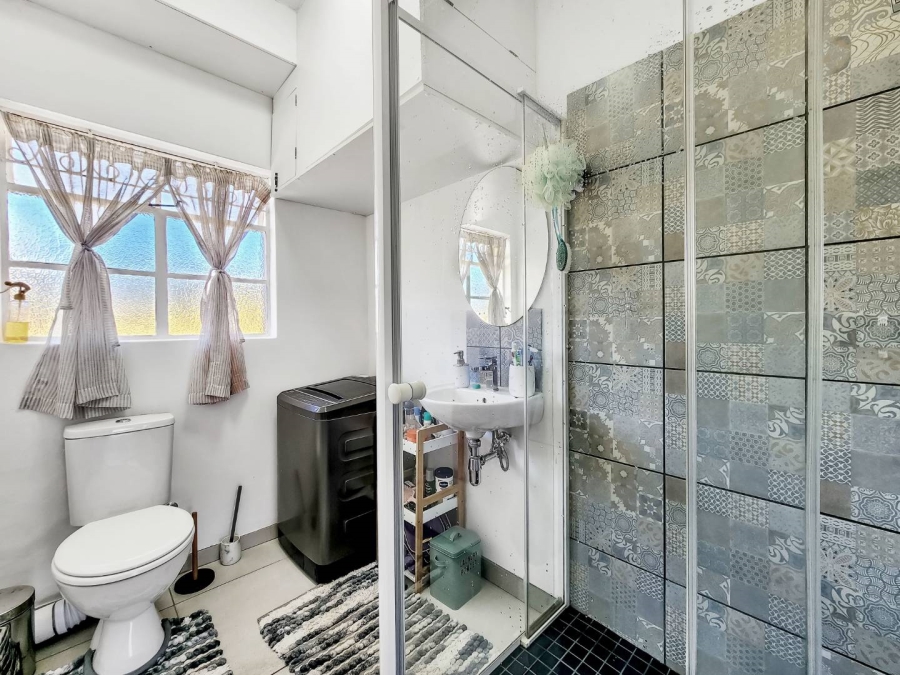 To Let 0 Bedroom Property for Rent in Green Point Western Cape